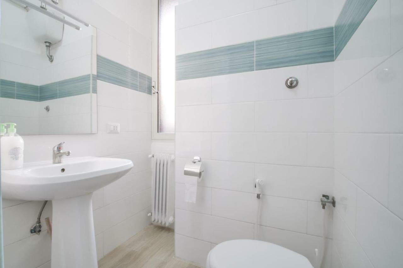 Vertex Guest House Рим Екстериор снимка