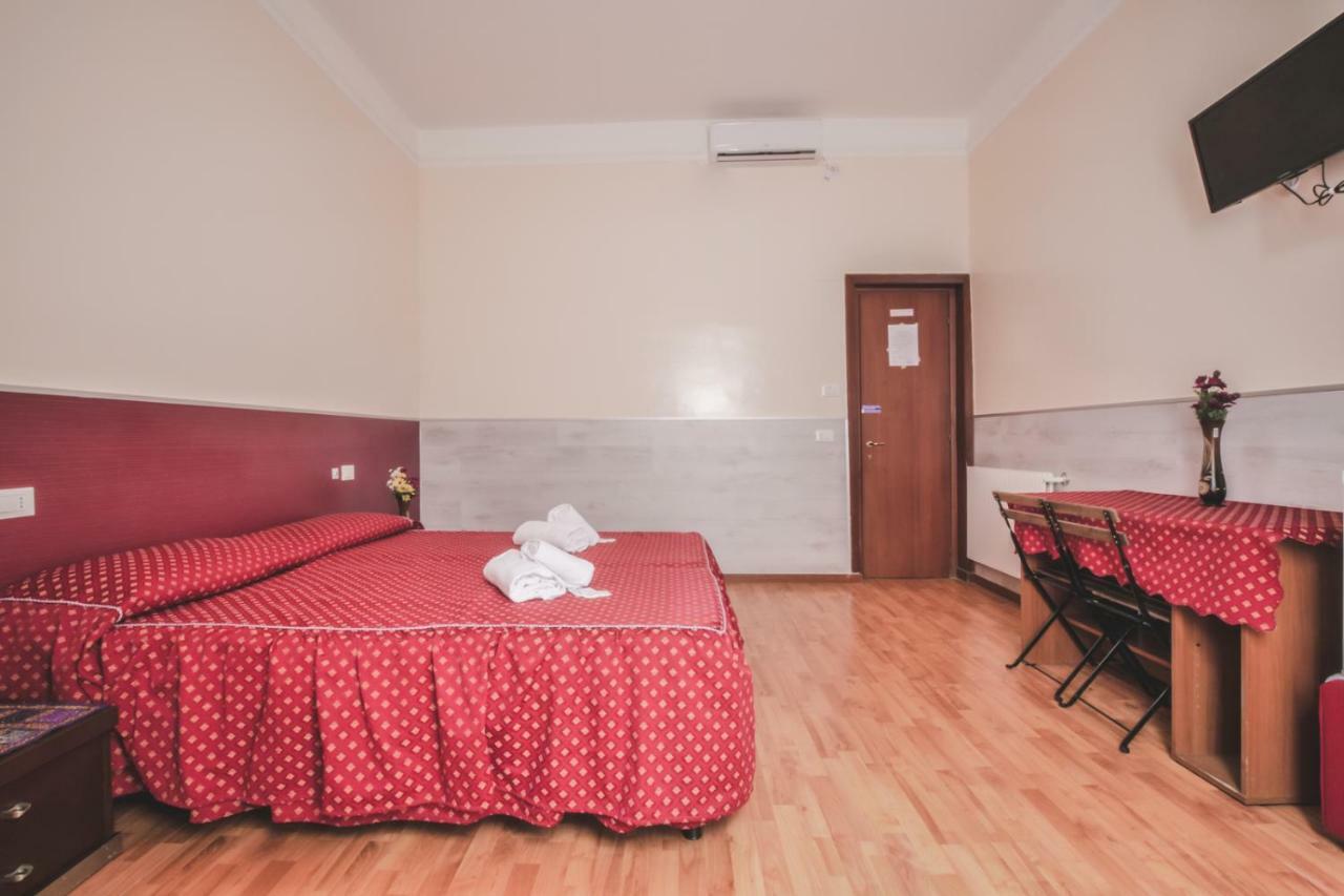 Vertex Guest House Рим Екстериор снимка