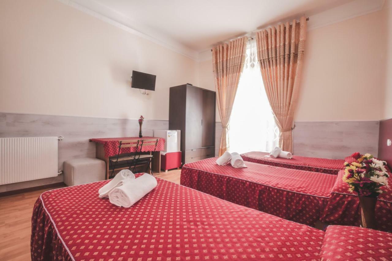 Vertex Guest House Рим Екстериор снимка