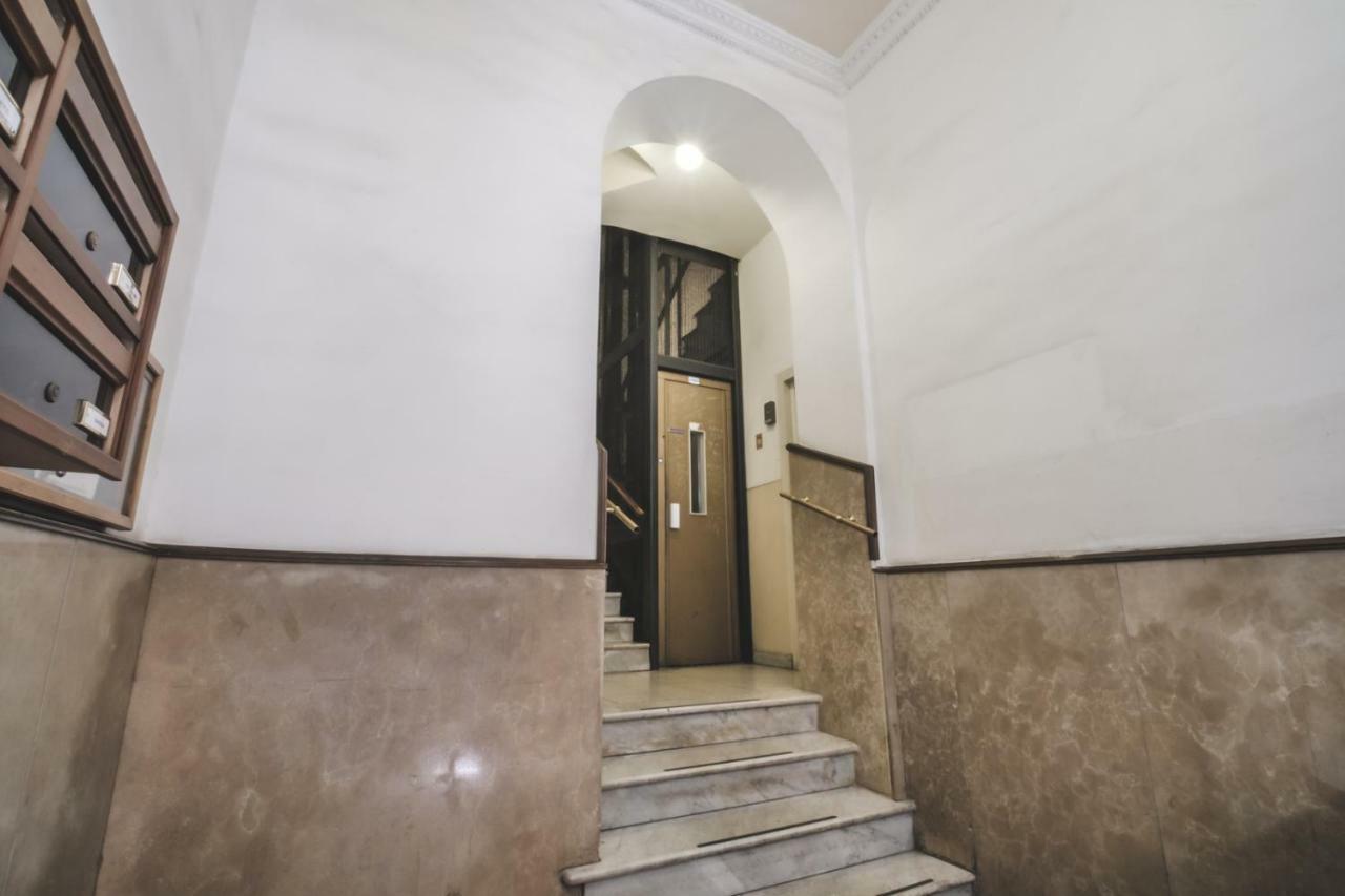 Vertex Guest House Рим Екстериор снимка
