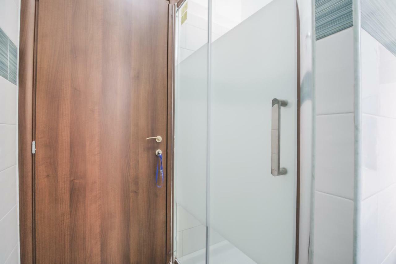 Vertex Guest House Рим Екстериор снимка